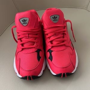 New Authentic Adidas woman’s shoes and beautiful pink color size 8 W